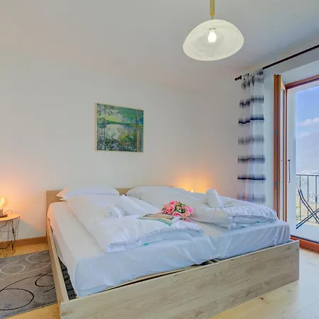 Casa Patrizia Gambarogno With & Mountain Views - Happy