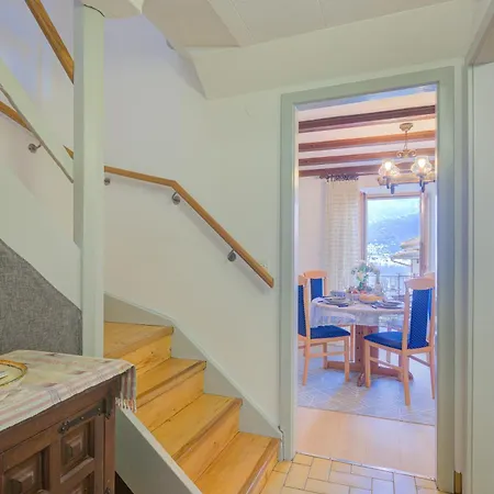 Casa Patrizia Gambarogno With & Mountain Views - Happy Apartment Caviano