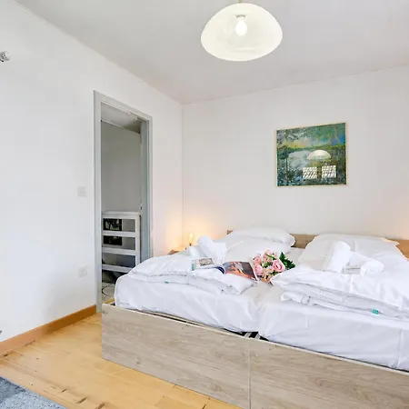 Apartment Casa Patrizia Gambarogno With & Mountain Views - Happy Caviano