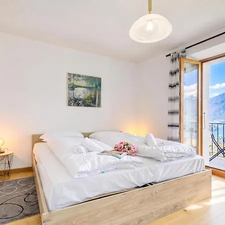 Apartment Casa Patrizia Gambarogno With & Mountain Views - Happy Caviano