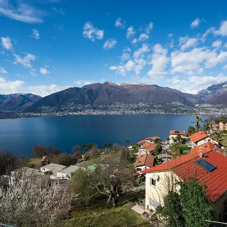 Casa Patrizia Gambarogno With & Mountain Views - Happy Apartment Caviano